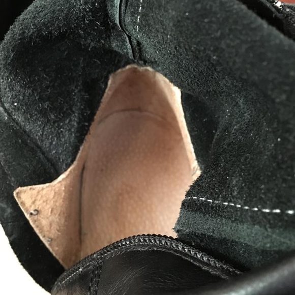 Leather Boots - Picture 3 of 6